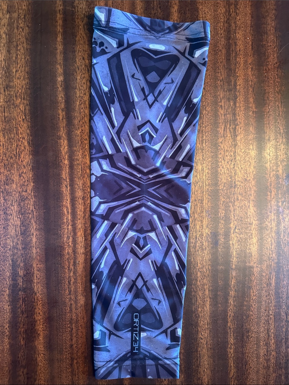 Ortizhu Geometric Blue Compression Sleeve